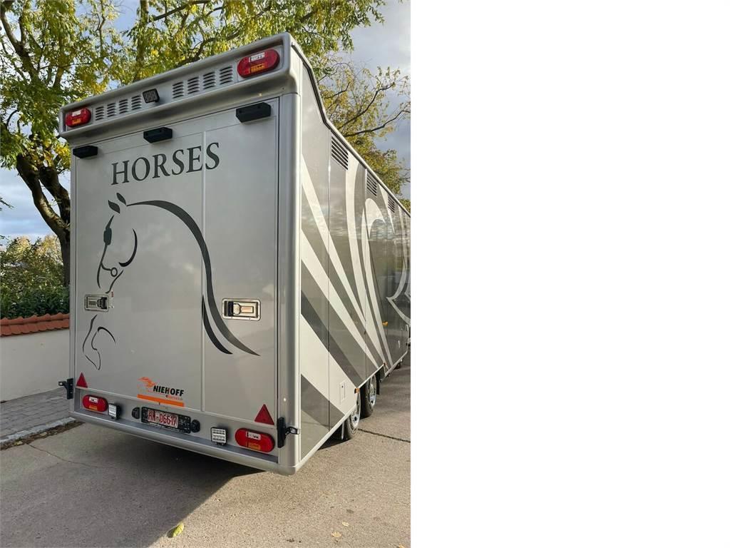 Blomenröhr / Niehoff 4-5 Pferde und Wohnung Polprikolice za prevoz živine