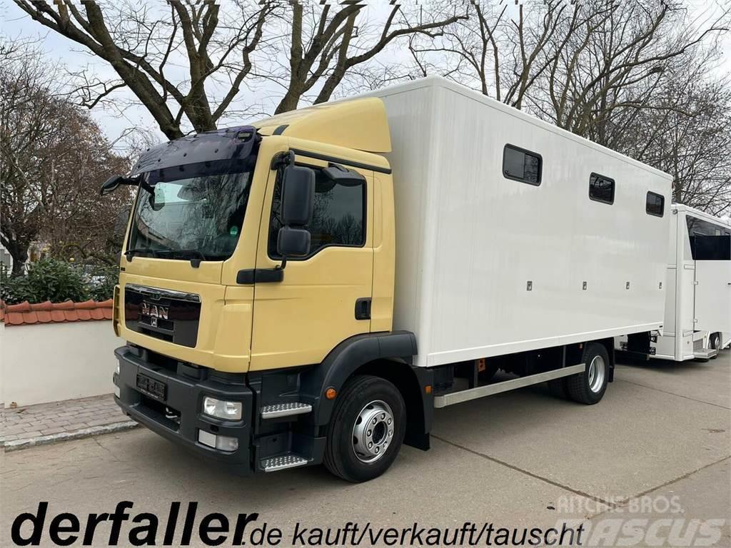 MAN 15250 6 Pferde neuer Aufbau, Automatik Tovornjaki za prevoz živine