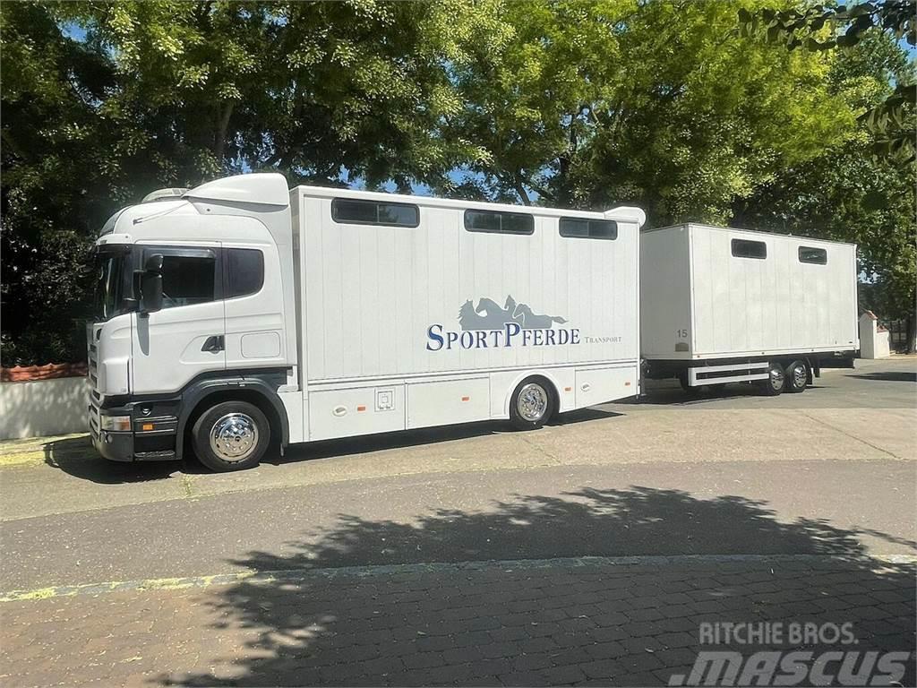 SCANIA R310 mit Spier Hänger 15 Pferde Tovornjaki za prevoz živine