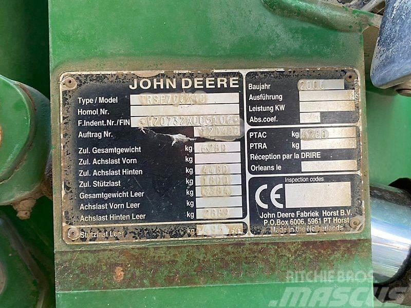 John Deere 732 Vlečne škropilnice