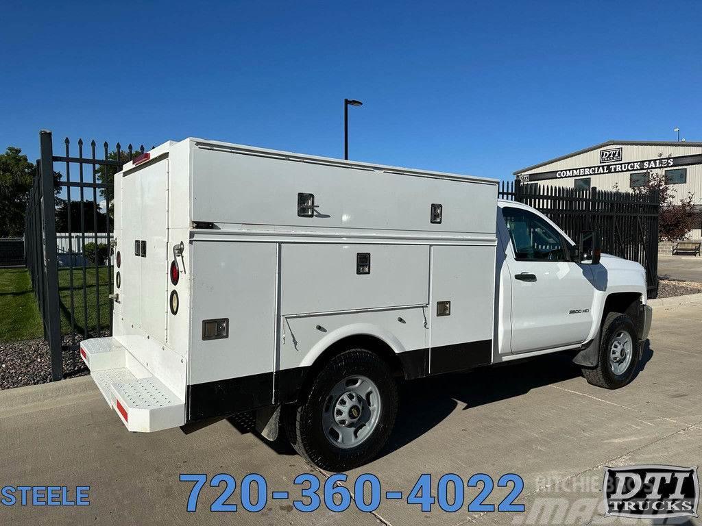 Chevrolet 2500 Silverado Utility Truck, 6.0L Gas, 4X4 Vlečna vozila za tovornjake