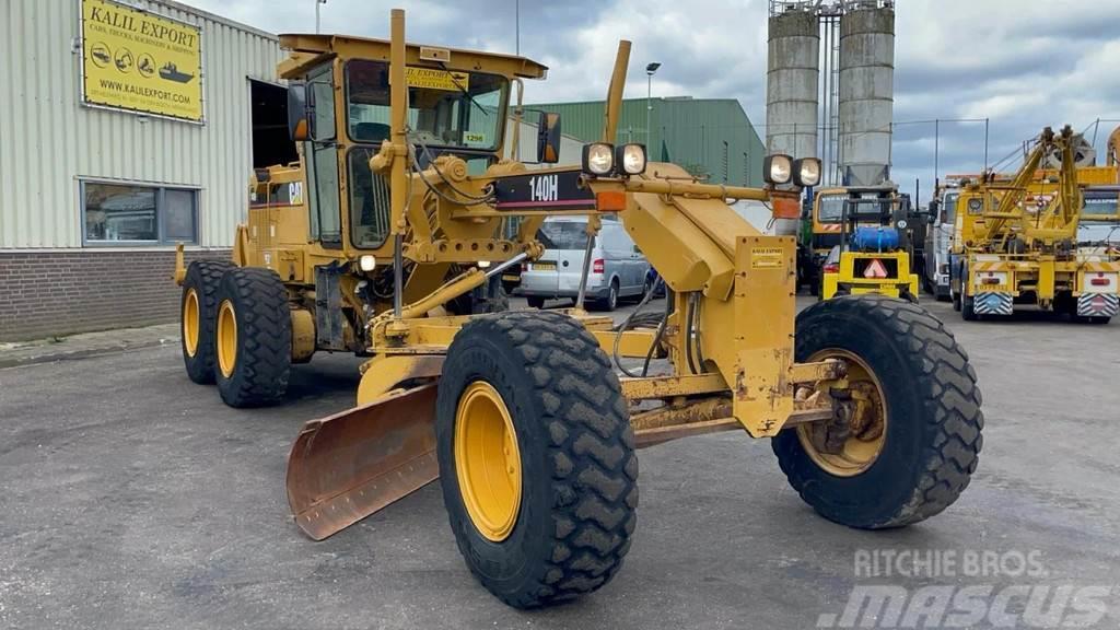 CAT 140H Motor Grader with Ripper Airco Good Condition Grederji
