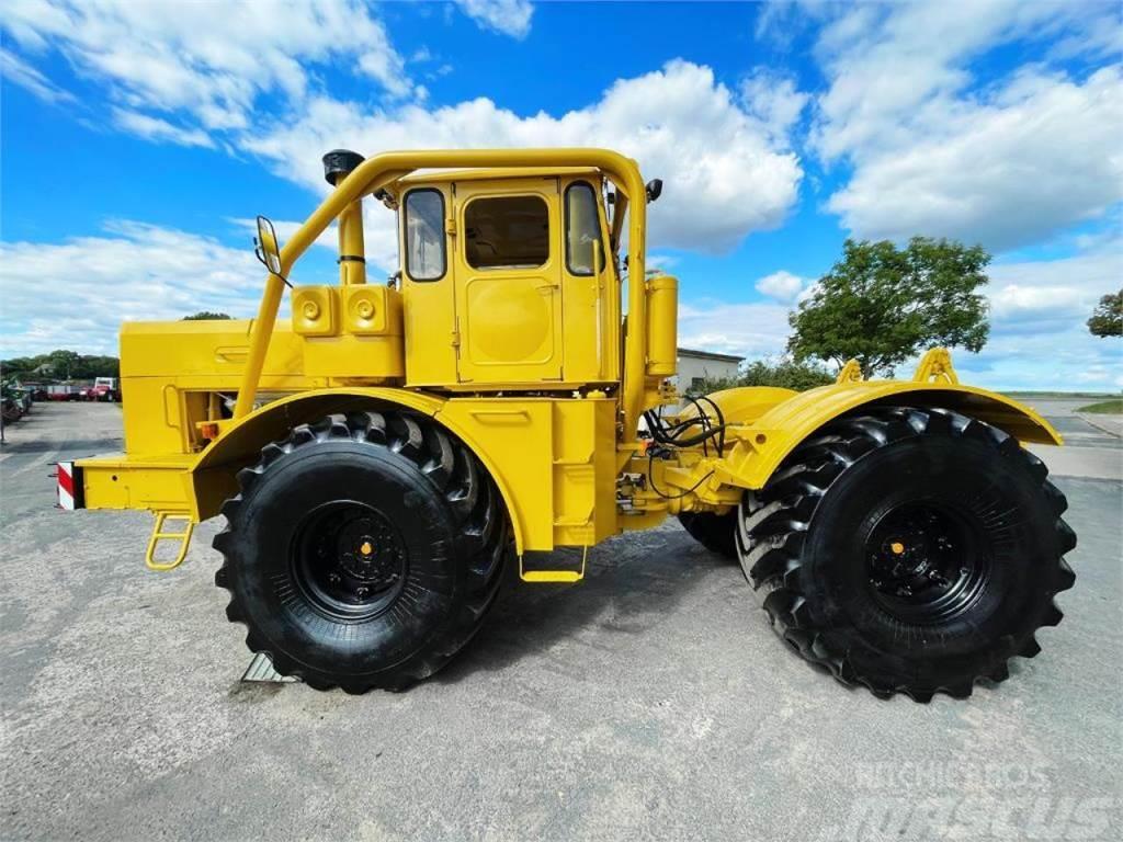 Kirovets K 700 A - V 8 Traktorji