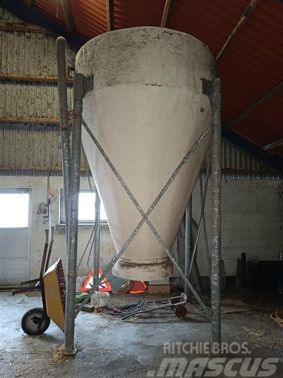  Flex  silo 3-4 tons Oprema za razkladanje silosa