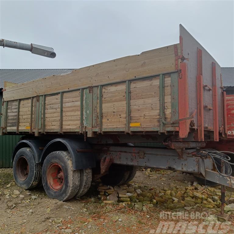  - - -  Lastbiltipvogn 12 tons Kiper prikolice