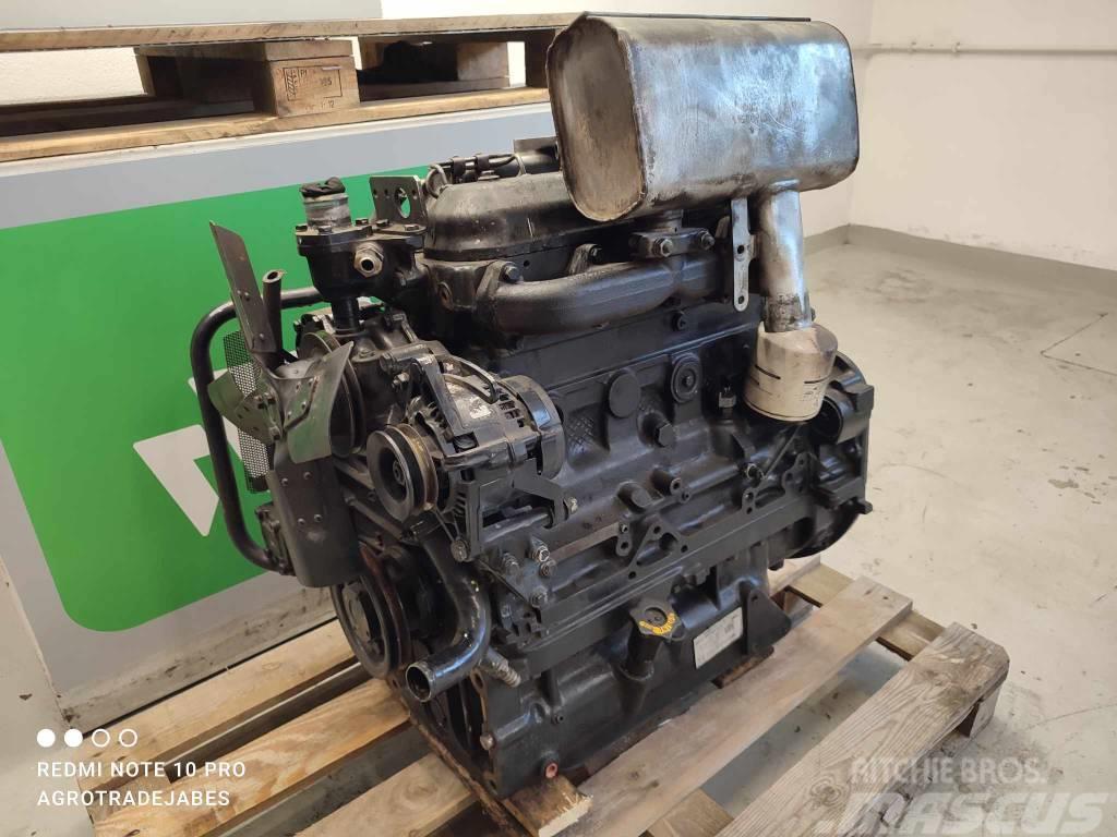 New Holland TD80 engine Motorji