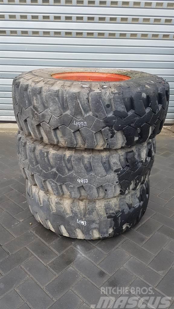 Michelin 335/80R18 (12.5R18) - Tyre/Reifen/Band Gume, kolesa in platišča