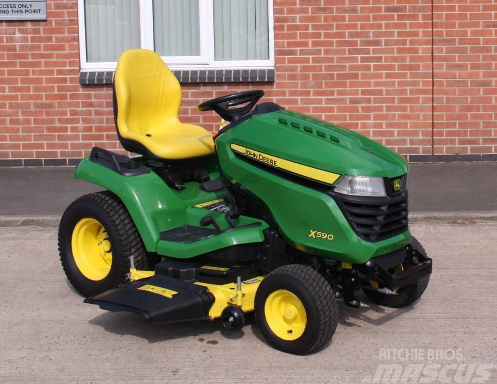 John Deere X 590 Ride on lawn tractor Vrtni traktor kosilnice