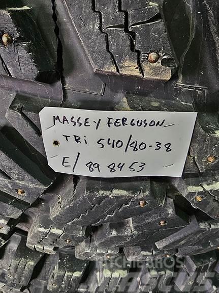 Massey Ferguson Hjul par: Nokian hakkapelitta tri 540/80 38 Pronar Gume, kolesa in platišča