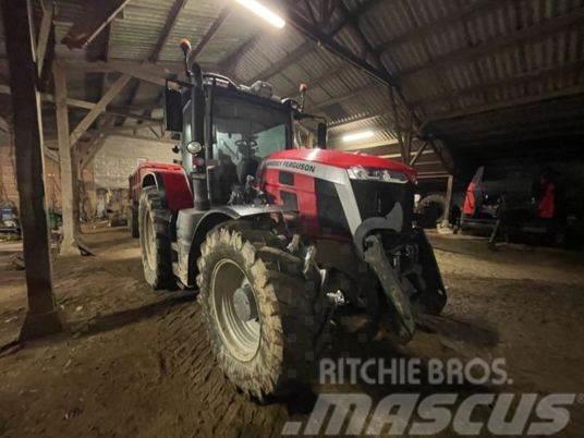 Massey Ferguson 8S225 Traktorji