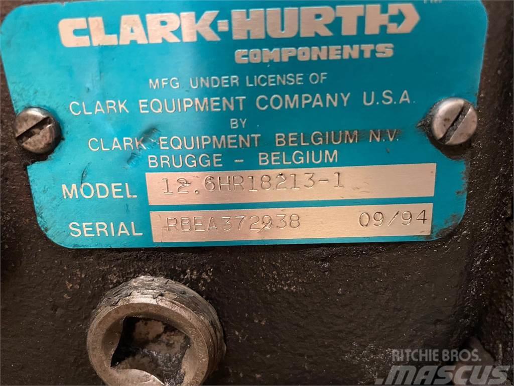 Clark model 12.6HR18213-1 transmission Menjalnik