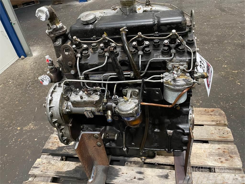 Perkins 4.236 diesel motor - 4 cyl. - KUN TIL DELE Motorji