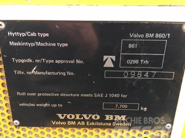 Volvo 861 dumper 6 x 4 til ophug Ne cestni demperji