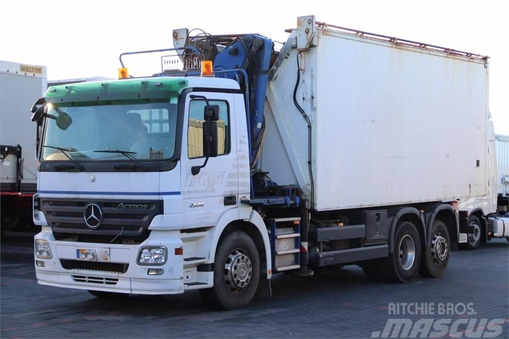 Mercedes-Benz ACTROS 2536 / 6X2 / WYWROTKA - 38 M3 + HDS LHO 150 Kiper tovornjaki