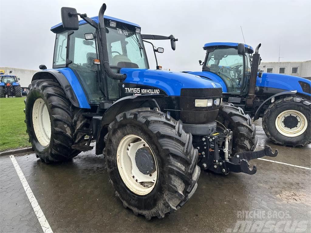 New Holland TM165 Traktorji