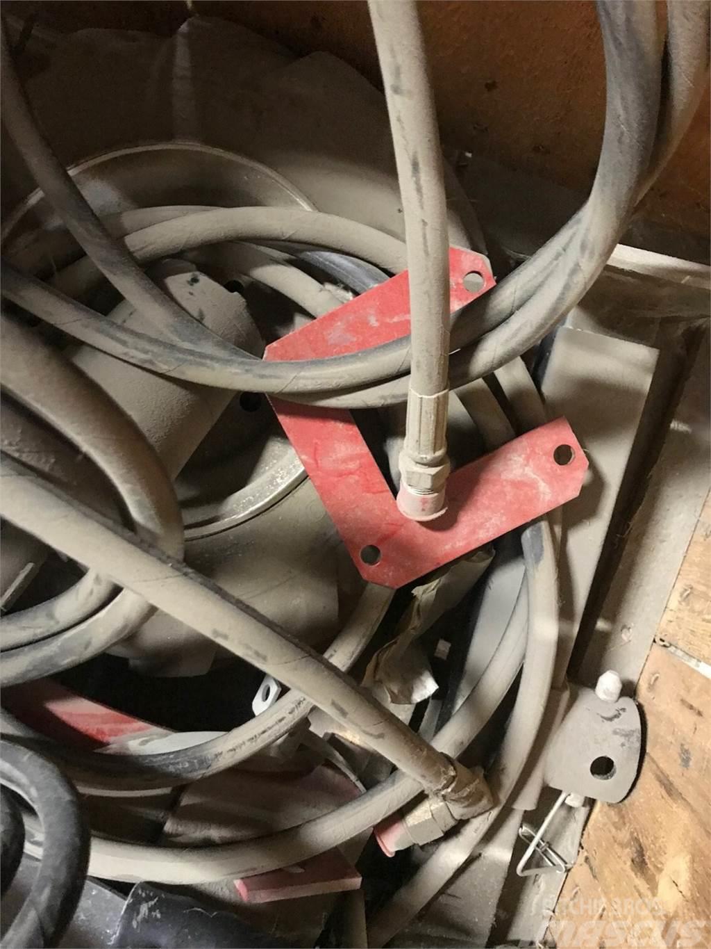 Hutchinson Mayrath 12 single wheel hyd auger dolly Oprema za čiščenje žetve