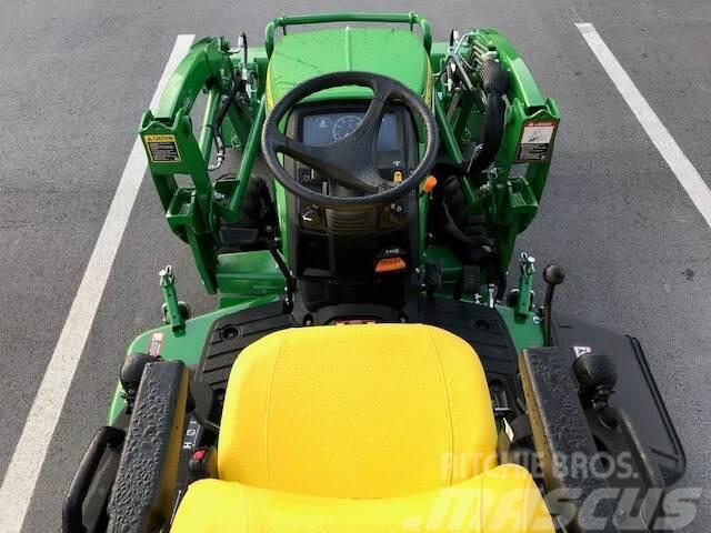 John Deere 1025R TLB Manjši traktorji