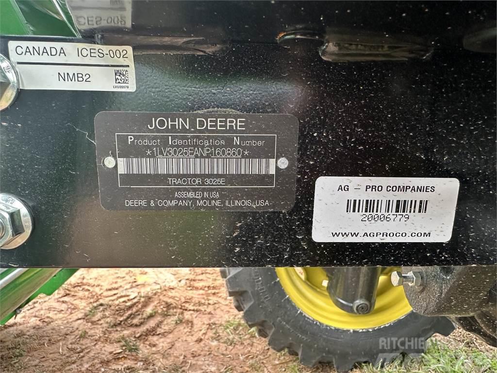 John Deere 3025E Manjši traktorji