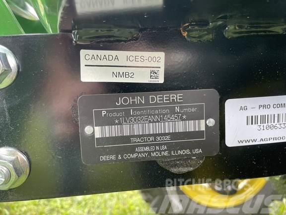 John Deere 3032E Manjši traktorji