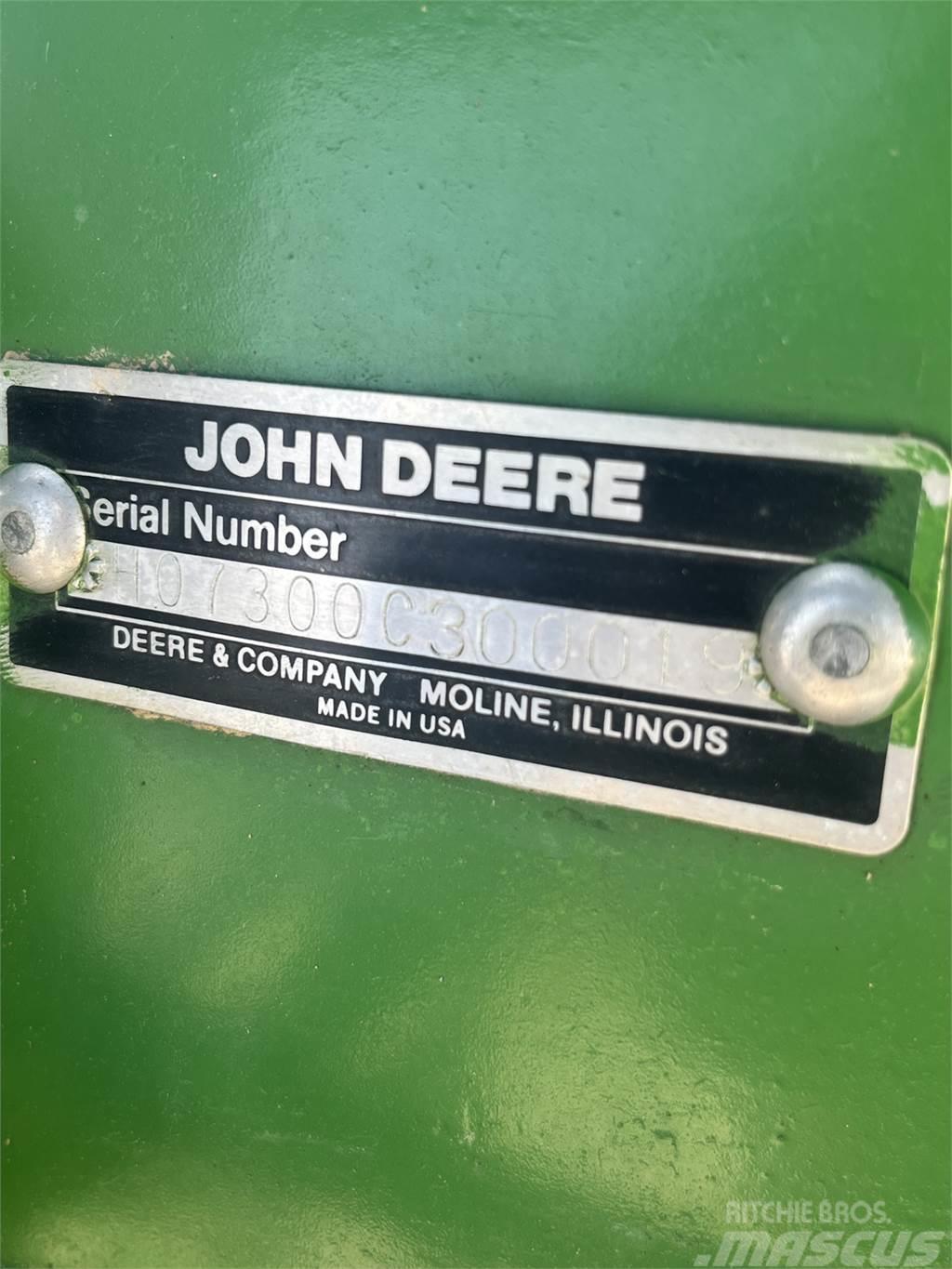 John Deere 7300 Sadilniki
