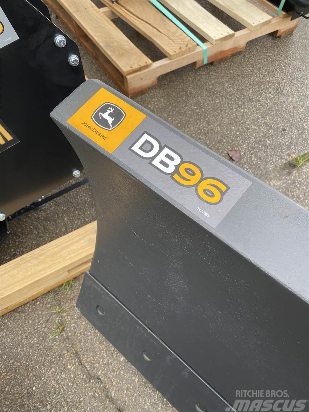 John Deere DB96 Drugo