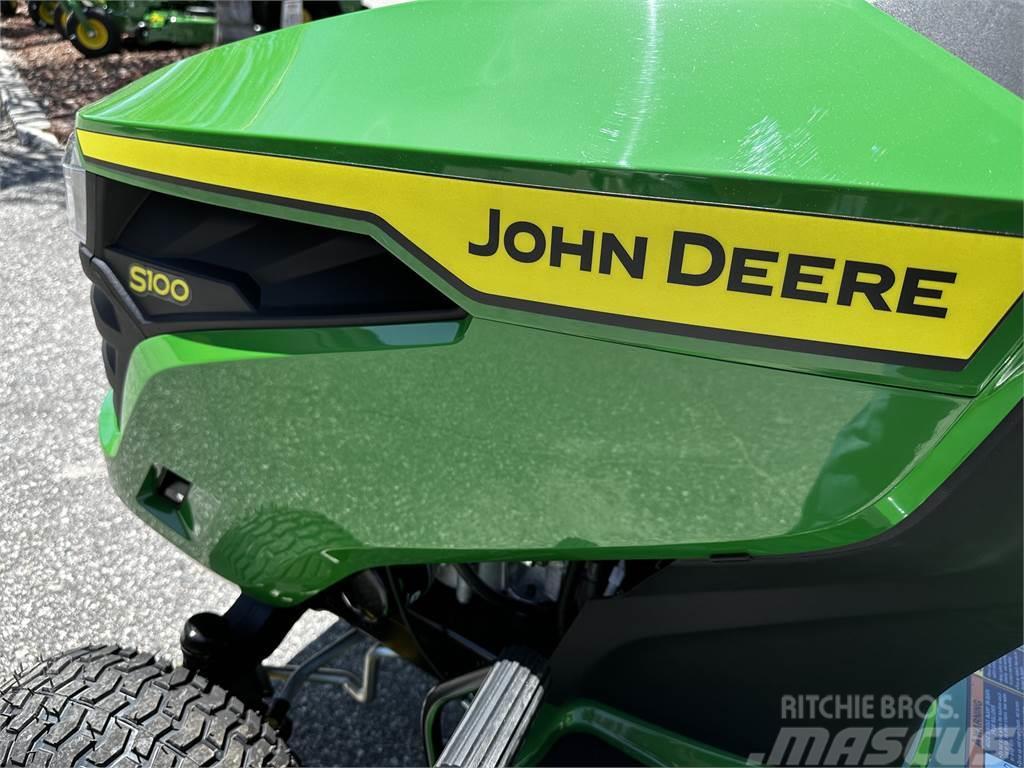 John Deere S100 Vrtni traktor kosilnice