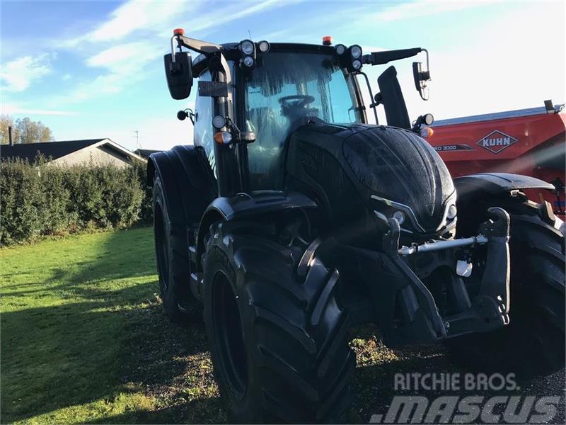 Valtra N175 Versu Black Editions Med AutoComfort Affjedre Traktorji