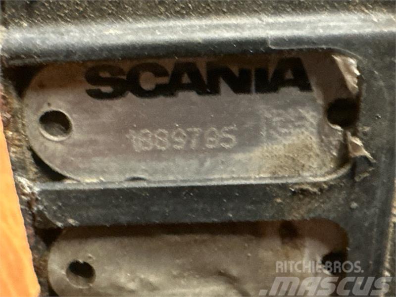 Scania  VALVE 1889795 Radiatorji