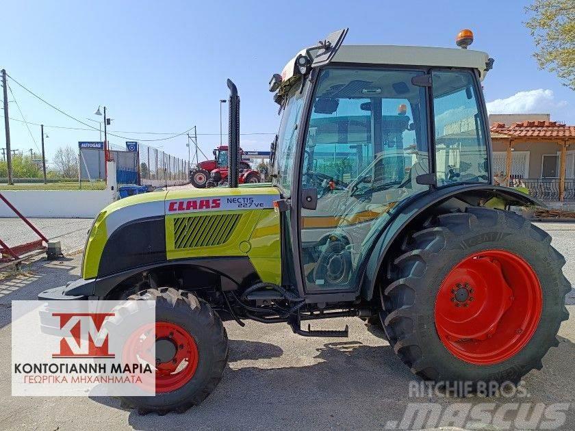 CLAAS NECTIS 227VE Traktorji