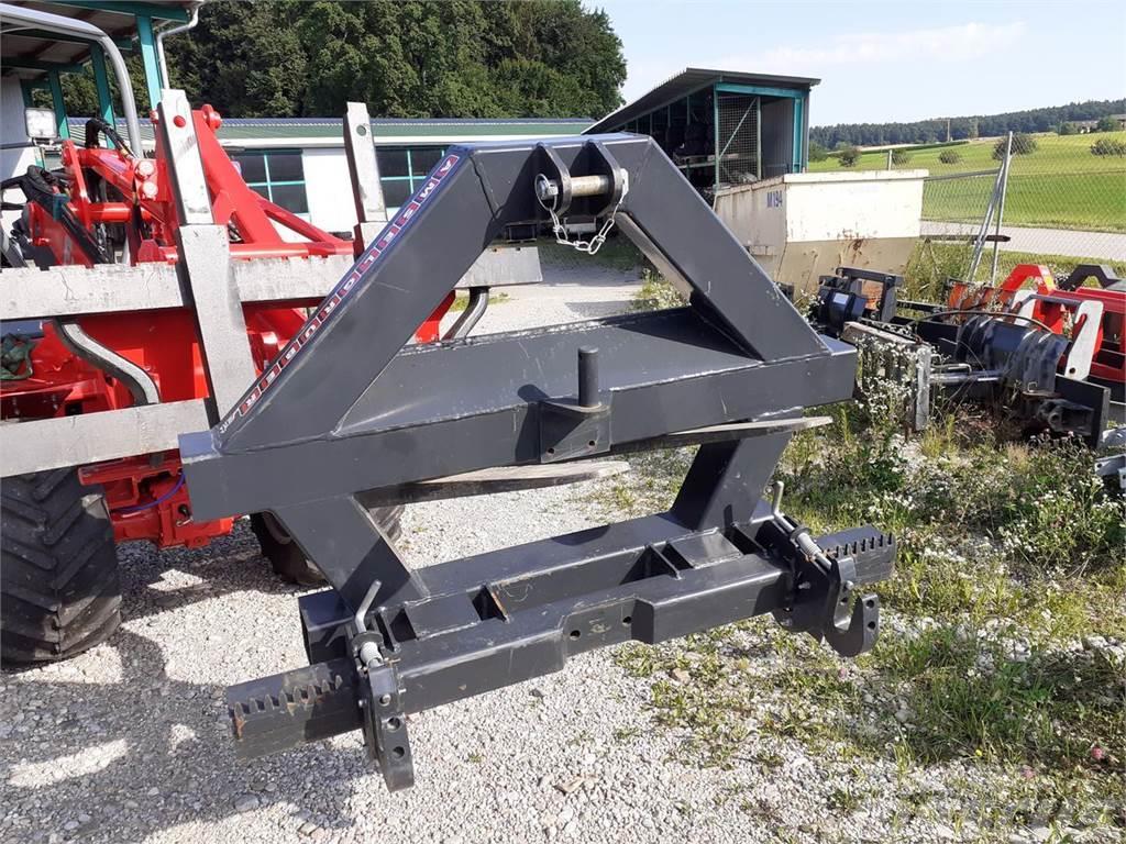  Dominator 3-Punktadapter Abverkauf Sonderpreis Drugi kmetijski stroji