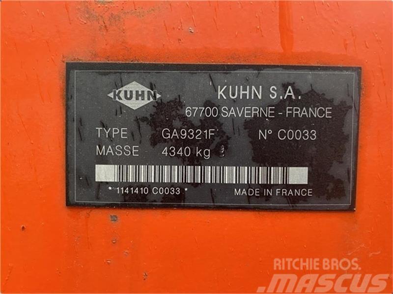 Kuhn GA9321F Obračalniki in zgrabljalniki