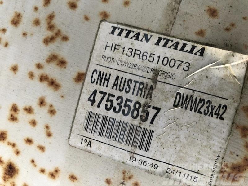 Titan 23x42 10 huls fra NH T7.315 Gume, kolesa in platišča