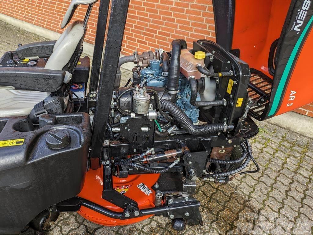 Jacobsen AR-3 Vrtni traktor kosilnice