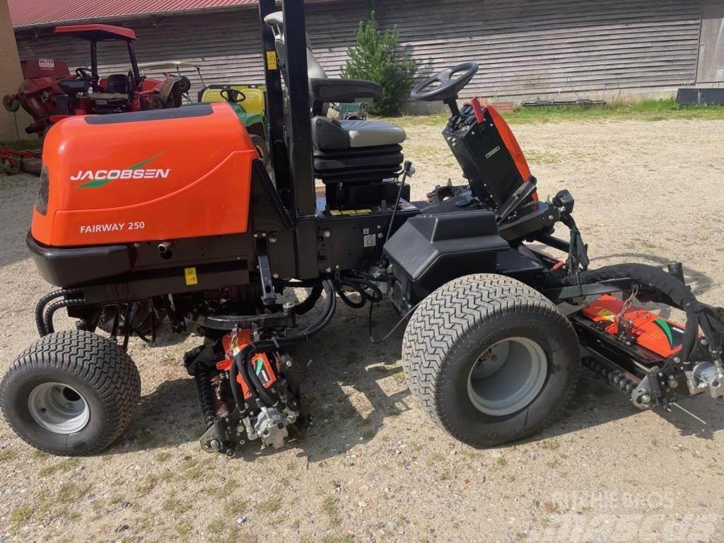 Jacobsen FAIRWAY 250 Vrtni traktor kosilnice