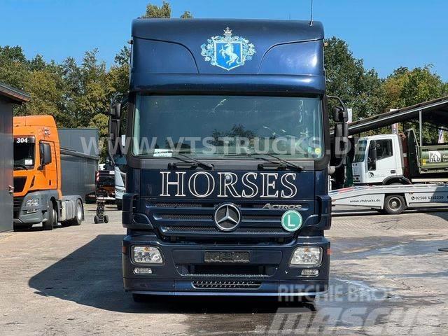 Mercedes-Benz Actros 1836 Pferdetransporter+Wohnabteil 6.Pferd Tovornjaki za prevoz živine
