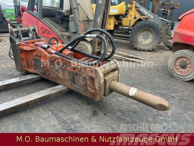 NPK E-210 A / Pickhammer / 17-25 T / Bagri goseničarji