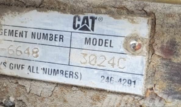 CAT 3024C Motorji
