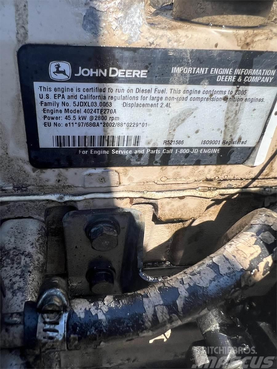 John Deere 4024TF279A Motorji