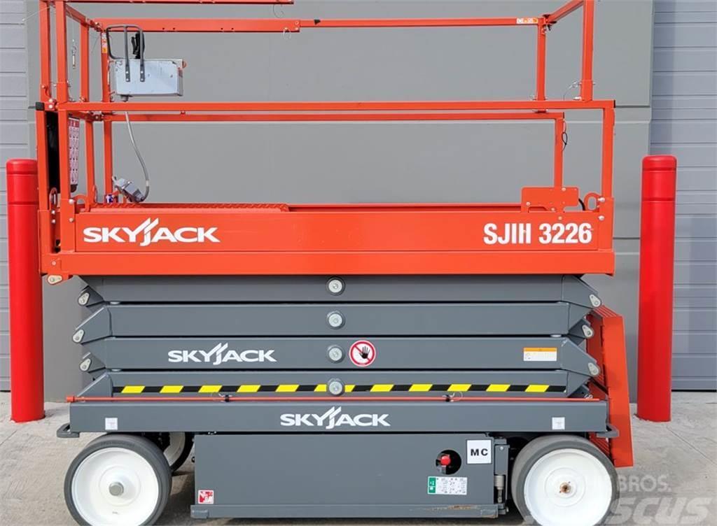 SkyJack SJ3226 Drugo