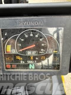Hyundai 30D-9 Viličarji - drugo