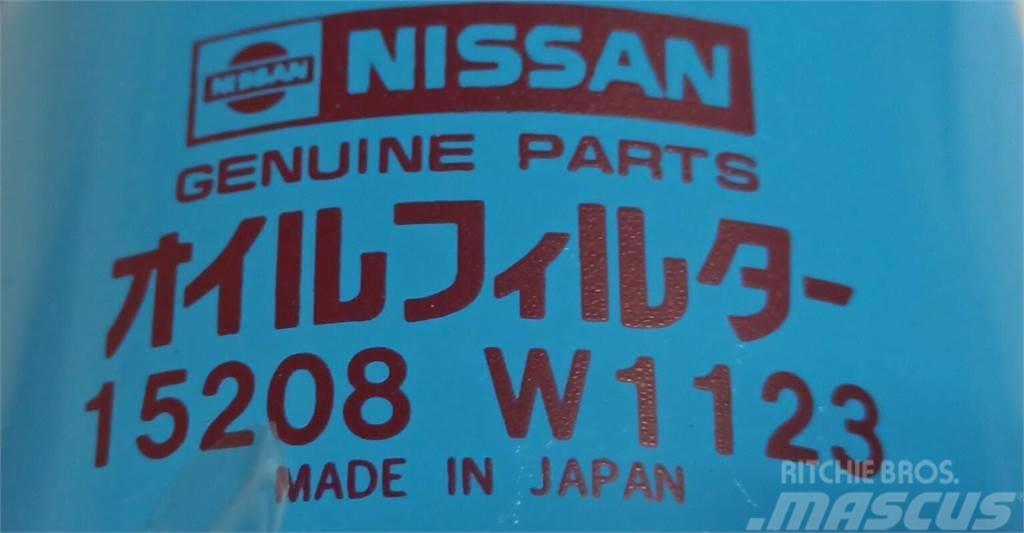 Nissan  Motorji