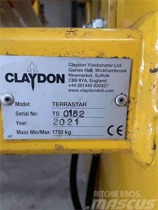 Claydon Terrastar 6m, Spaderulleharve med APV spreder. Brane