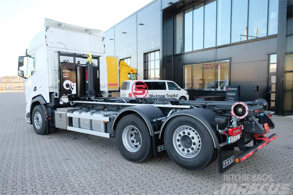 DAF Ny XF 530 FAN Hiab Lastväxlare omgående leverans Tovornjaki-šasije