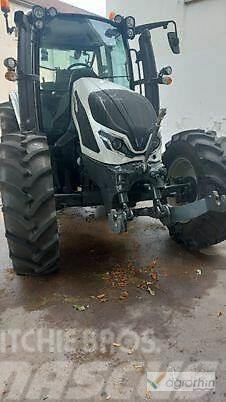 Valtra G115 HIGH TECH Traktorji
