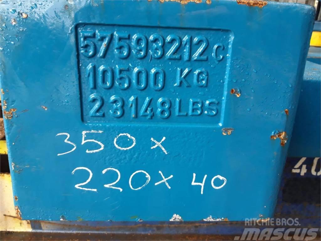 Terex explorer 5800 counterweight 10,5 ton Rezervni deli in oprema za dvigala