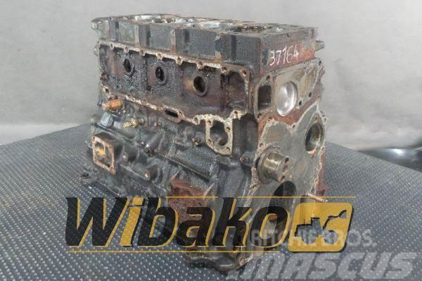Isuzu Block Engine / Motor Isuzu 4BD1 PTA-24 95D05 Drugi deli