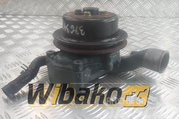 Kubota Water pump Kubota V3300 Drugi deli